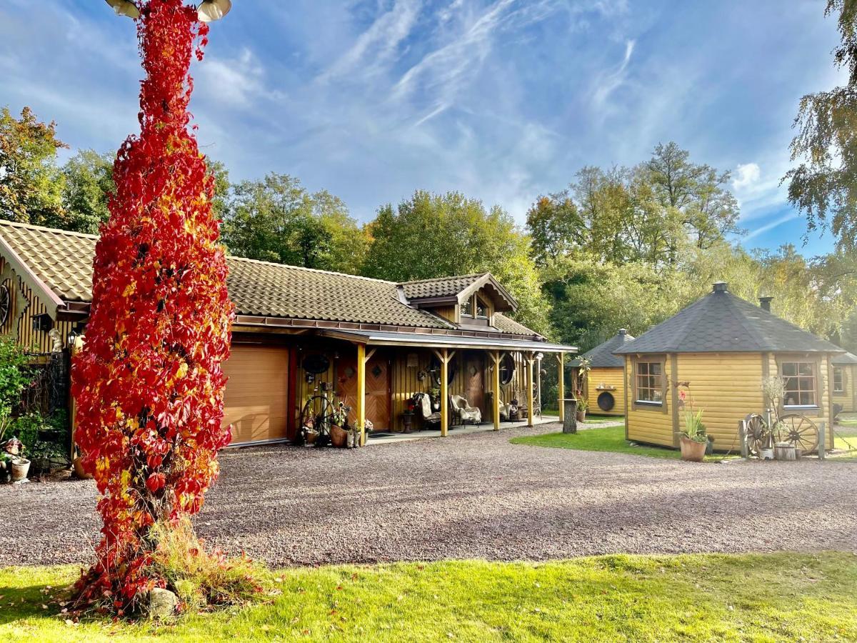 Baeverli Hills Lidkoping Exterior photo