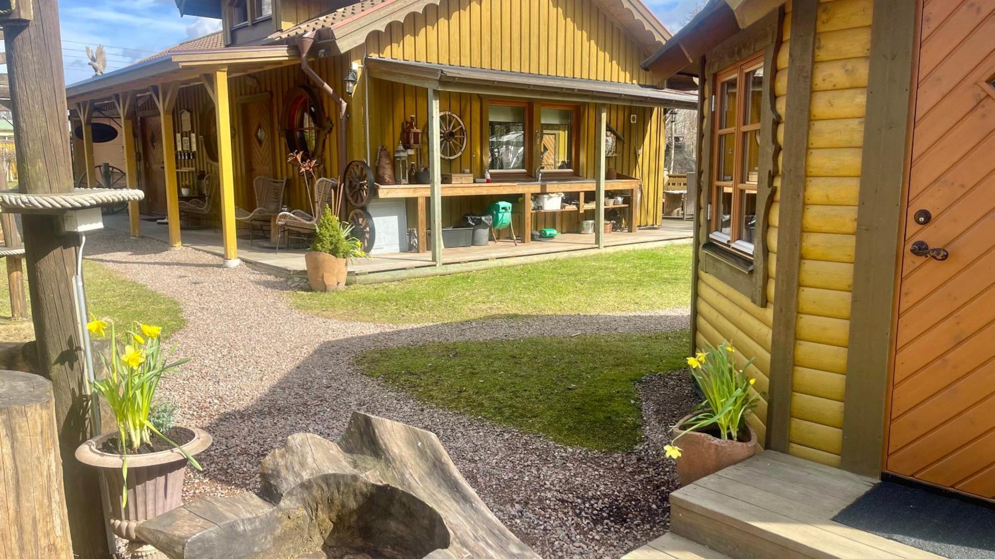 Baeverli Hills Lidkoping Exterior photo